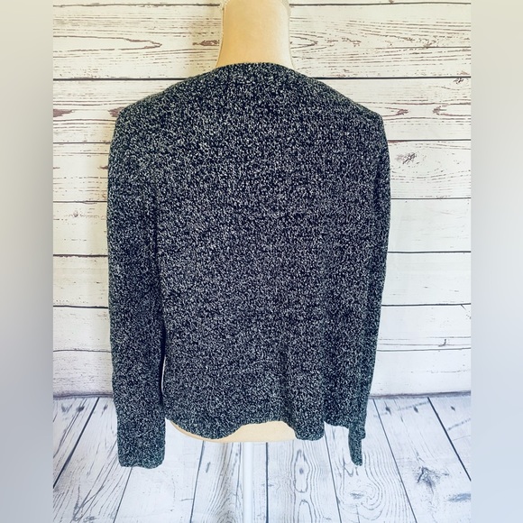 Women’s Large Sweater Cardigan Covington Gray Silver Threading Hook Close Knit - Picture 5 of 11